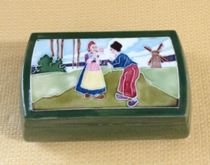 Antique "Majolica" Ceramic Box - Dutch Scene - 7.5 X 3.75" - LOVELY - Picture 1 of 5