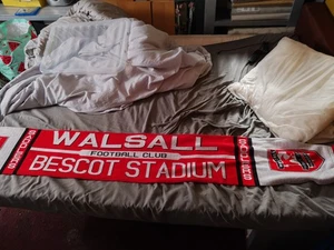 Walsall FC scarf - Picture 1 of 1