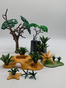 Miscellaneous Playmobil Forest/Savannah Landscape Pieces - Picture 1 of 7