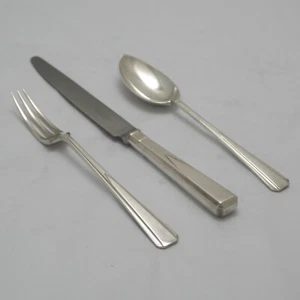 Tenedores y cucharas de cubiertos de servicio plateados Roberts & Belk Garrard de diseño de pino liso - Imagen 1 de 7