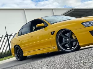 Holden 20 Inch Wheels Black Dark Tint Walky Rims Staggered Commodore - Picture 1 of 12