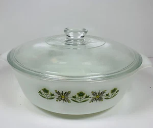 Cazuela vintage Fire King de vidrio verde prado 1 1/2 qt con tapa #437 - Imagen 1 de 12