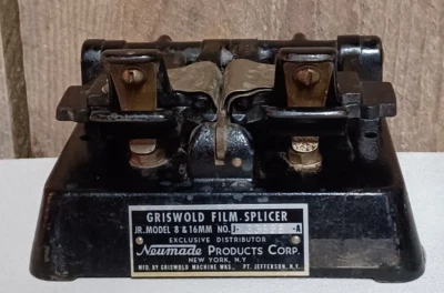 Vintage GRISWOLD Film Splicer Jr. Model 8mm & 16mm NEWMADE Products Corp - Image 1 of 4