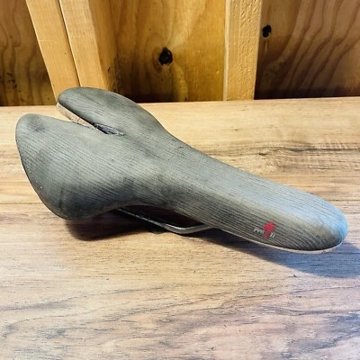 Specialized Pro Ti Body Geometry Sattel Titan Reling getragener Bezug - Bild 1 von 4