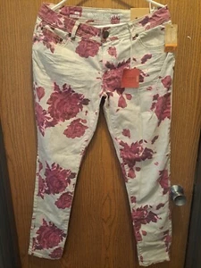 Mossimo Company, Skinny Jeans, Size 11, Fit 6, Lower Waist, Straight Hip, NWT - Picture 1 of 3