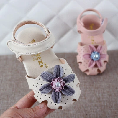 Toddler Girls Princess Flower Flat Sandals Summer Slide Sandals Kids Beach Shoes - Image 1 of 4