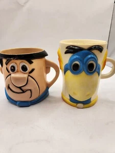 2-Vintage Hanna Barbera Flintstones Vitamins Fred & Dino Hard Plastic Cup 60's - Picture 1 of 8