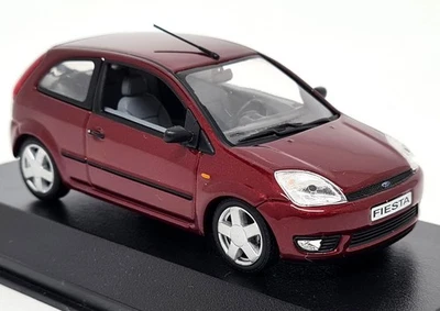 Minichamps 1/43 - Ford Fiesta 2002 Salsa Red Metallic Diecast Model Car - Image 1 of 4