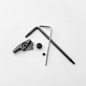 Aluminum Alloy Thumb Studs DIY Parts For Spyderco Para 3/Yojimbo 2 Folding Knife - Picture 1 of 13