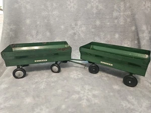 Vintage Lot Of 2 Oliver Pressed Steel Green Box Wagons - Picture 1 of 17