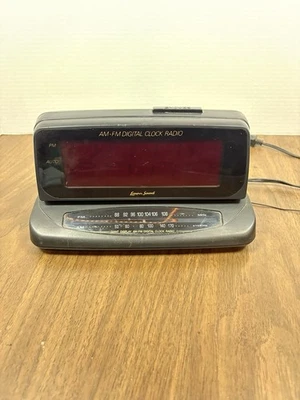 Lenoxx Vintage CR-770 Digital Dual Alarm AM/FM Clock Radio LED Display Tested - Image 1 of 4
