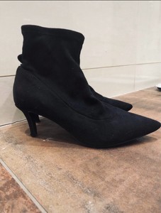 new look faux suede pointed heeled boots in black