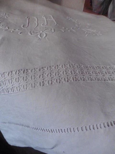 ANCIEN DRAP RETOURS PUR LIN CREME"DA"IMPOSANT RANG DE JOURS 230X280 CM - Photo 1/4