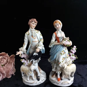 Continental Porcelain Figures Pair 11in,Hand Painted with Lambs & Flower 20th c - Picture 1 of 13