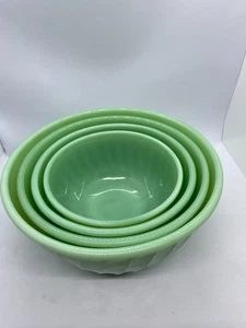 Fire-King Jadeíta Remolino Patrón Leche Vidrio Anidación Cuencos Mezcladores - Juego de 4 - Imagen 1 de 12