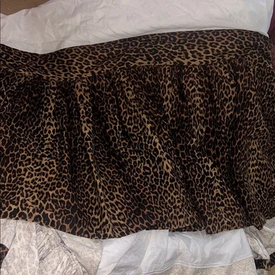 FALDA CAMA KING ESTAMPADO LEOPARDO Foto 1 de 3