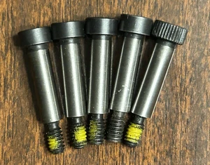 LG 1/4" X 7/8". PORTA PRESA ESAGONALE HD. BULLONE PER SPALLA, 10-24THD. (QTY 5) NUOVO - Foto 1 di 2