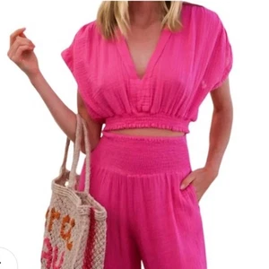 Felicite Vacay Gauze Cotton Smocked Waisted Crop Top Cotton Candy Pink Medium M - Afbeelding 1 van 12