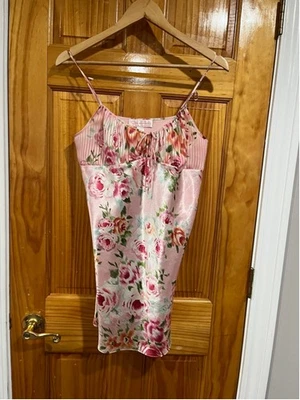 Conjunto de bata y vestido floral femenino negro rosa Oscar de la Renta vintage Foto 1 de 4