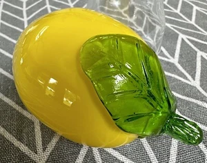 Murano Style Hand Blown Glass Lifelike Lemon Yellow Fruit BEAUTIFUL m213 - Picture 1 of 17