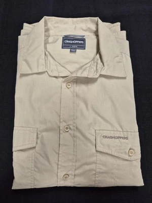 Camisa con botones Craghoppers (L) bolsillos oliva claro escudo solar bucle de secado Foto 1 de 4