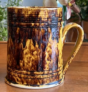 Henderson's Pottery Maine Mocha Rockingham Sponge Drip Yellow Ware Jumbo Mug Cup - Picture 1 of 6