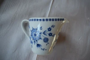 Seltmann Weiden Bavaria Isolde Bayrisch Blau Geschirr Milchkännchen 7 cm - Bild 1 von 1