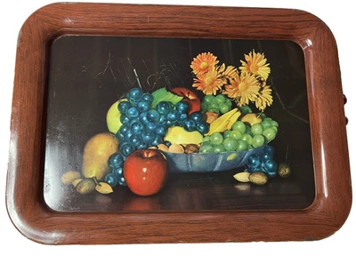 MCM Metal TV Trays, Set of 4, Vintage Grapes Fruit Basket, Lap Serving Dining - Image 1 of 4
