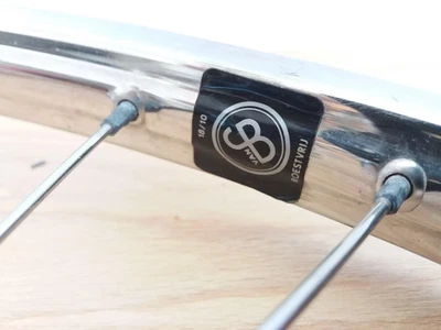 4 x van Schothorst 28 x 1 5/8 = 2 Felgen + 2 Vorderräder - Bild 1 von 4