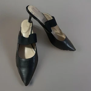 Scarpe Bandolino Myna 3 R decolte tacco a gattino nero cinturino punta misura 5,5 - Foto 1 di 11