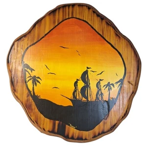 Quadro anni 70 arancione nero tramonto barca palme gabbiani targa legno "Teague" - Foto 1 di 9