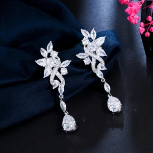 Stunning White Gold Plated Amerian Crystal Long Leaf Dangle Round Drop Earrings - Picture 1 of 10