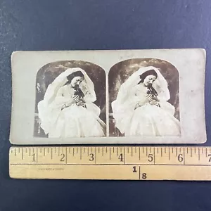 Procace donna con uccellino stereoview stampa sale antico c1850s Y8766 - Foto 1 di 6