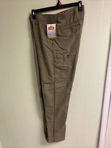 Wrangler Outdoor Frontier Utility Pants Men's 38x32 Green Straight Fit UPF 50+ - Picture 1 of 8