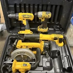 Posten Dewalt Werkzeuge: XRP 18 V 1/2" Akku-Schlagbohrschrauber Recip Säge Kreissäge Licht ++ - Bild 1 von 8