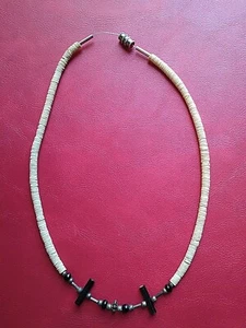 Vintage Hawaiian Puka Shell Necklace White/Cream & Black - Picture 1 of 10