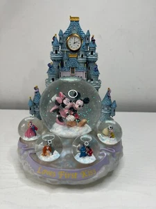 Disney liebt den ersten Kuss Schneekugel - mit Uhrwerkmusik - **AF** - BITTE LESEN! - Bild 1 von 22