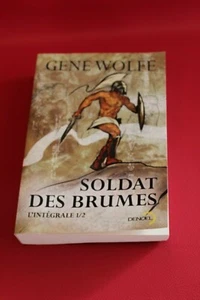 Soldat des brumes (Tome 1): L'intégrale - Gene Wolfe - Livre grand format - Imagen 1 de 2