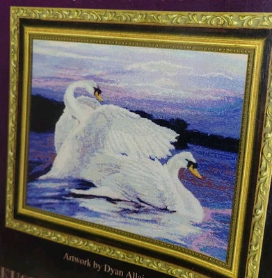 Kit de punto de cruz contado cisnes blancos Kustom Krafts Dyan Allaire Foto 1 de 3