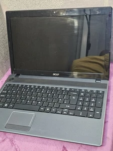 Acer Aspire 5733 Series Model PEW71 - Spares /Repair - Picture 1 of 5