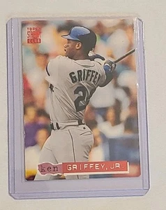 Ken Griffey Jr. 1994 Stadium Club Seattle Mariners #85/ Seattle Mariners  - Picture 1 of 2