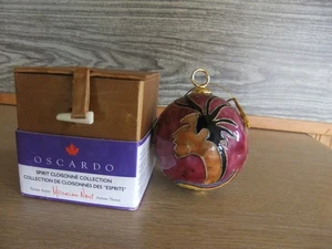 Oscardo's Maxine Noel hängende Cloisonne Glaskugel namens HIRSCH TOTEM 9cm - Bild 1 von 15