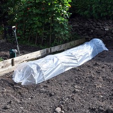 POLY Grow Tunnel Cloche - Plant Protection - 3m Long - Multi Buy Deals