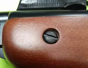 2x BSA Mercury Luftgewehr Vorderlager Schrauben - schwarz Edelstahl - Bild 1 von 2