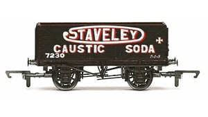 Hornby R6811 7 Plank Wagon Staveley - Picture 1 of 1