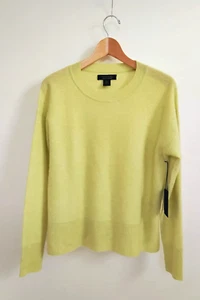 NWT TAHARI Womens 100% 2-Ply Cashmere Sweater Size L M Pale Chartreuse Pullover - Picture 1 of 9