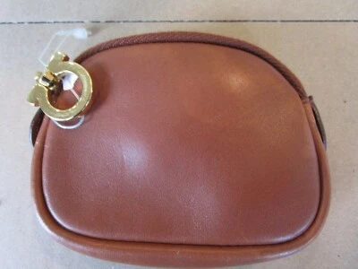 Salvatore Ferragamo Monedero Cambio Cremallera Cuero Marrón Italia Usado en Excelente Condición Foto 1 de 3