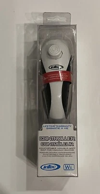 WII Nunchuk Video Game Controller Intec, New, Sealed In Original Packaging. - Image 1 of 4