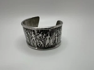 Bracciale soldatino antico primitivo in metallo argento bracciale 2,24” x 1 3/8” - Foto 1 di 9