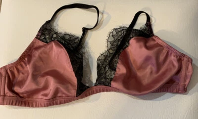 Sujetador de encaje Victoria’s Secret, bralette, talla grande, púrpura/negro SIN ALAMBRES Foto 1 de 4